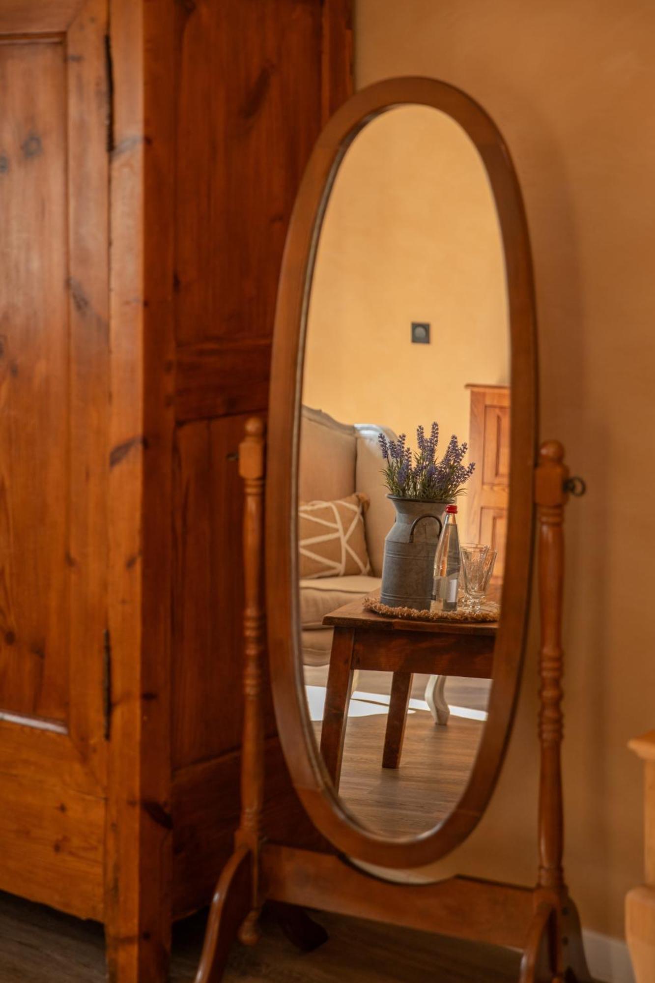 Maison Roucas - Restaurant Et Chambres D'Hotes Solérieux Extérieur photo