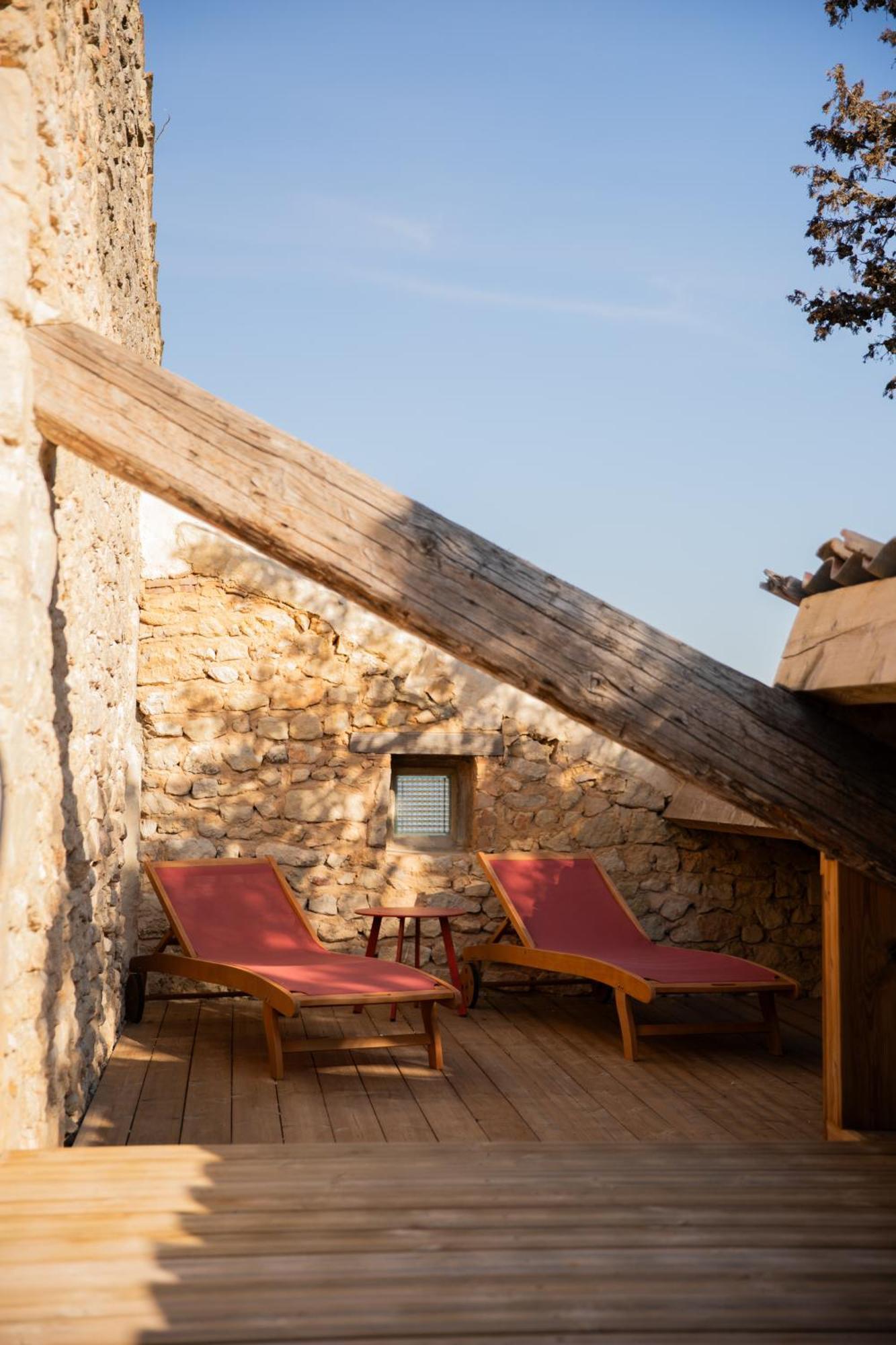 Maison Roucas - Restaurant Et Chambres D'Hotes Solérieux Extérieur photo