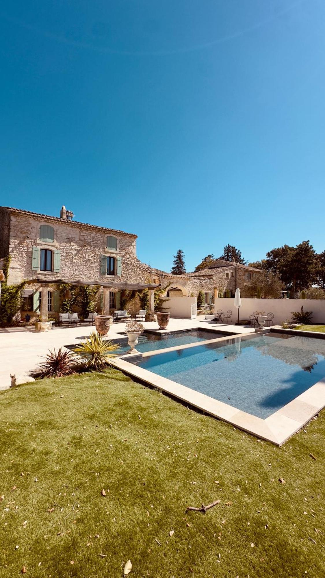 Maison Roucas - Restaurant Et Chambres D'Hotes Solérieux Extérieur photo